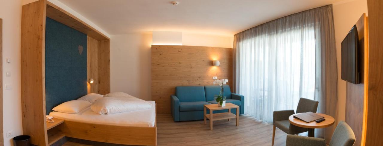Hotel Garni Herz Tirolo Exterior photo