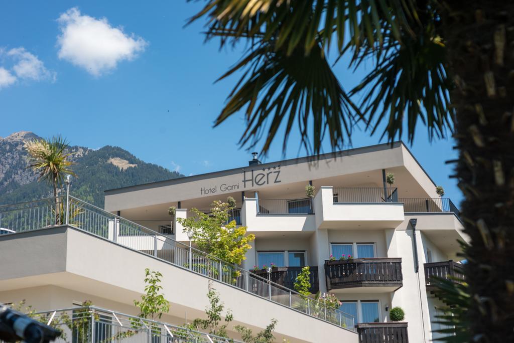 Hotel Garni Herz Tirolo Exterior photo